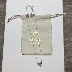 Kendra Scott Ari Heart Necklace and Earrings in Dichronic glass